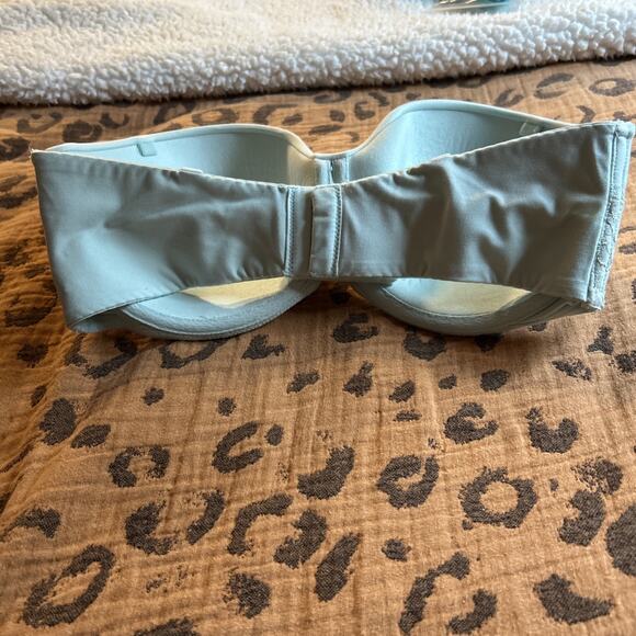 Body by Victoria Secret Lined Strapless Light Bra Blue Lace T Shirt 34DD - Picture 3 of 9